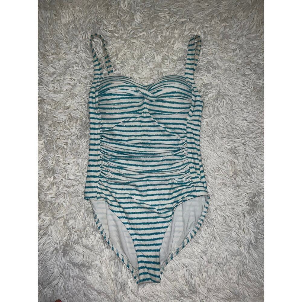 Niptuck twist front shape enhancing One Piece Swimsuit womens size 8